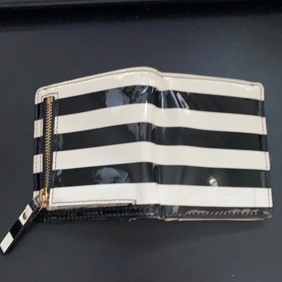 Kate Spade black and white wallet - Picture 2 of 7